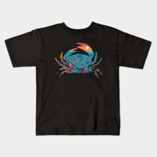 crabs deep ocean animals Kids T-Shirt